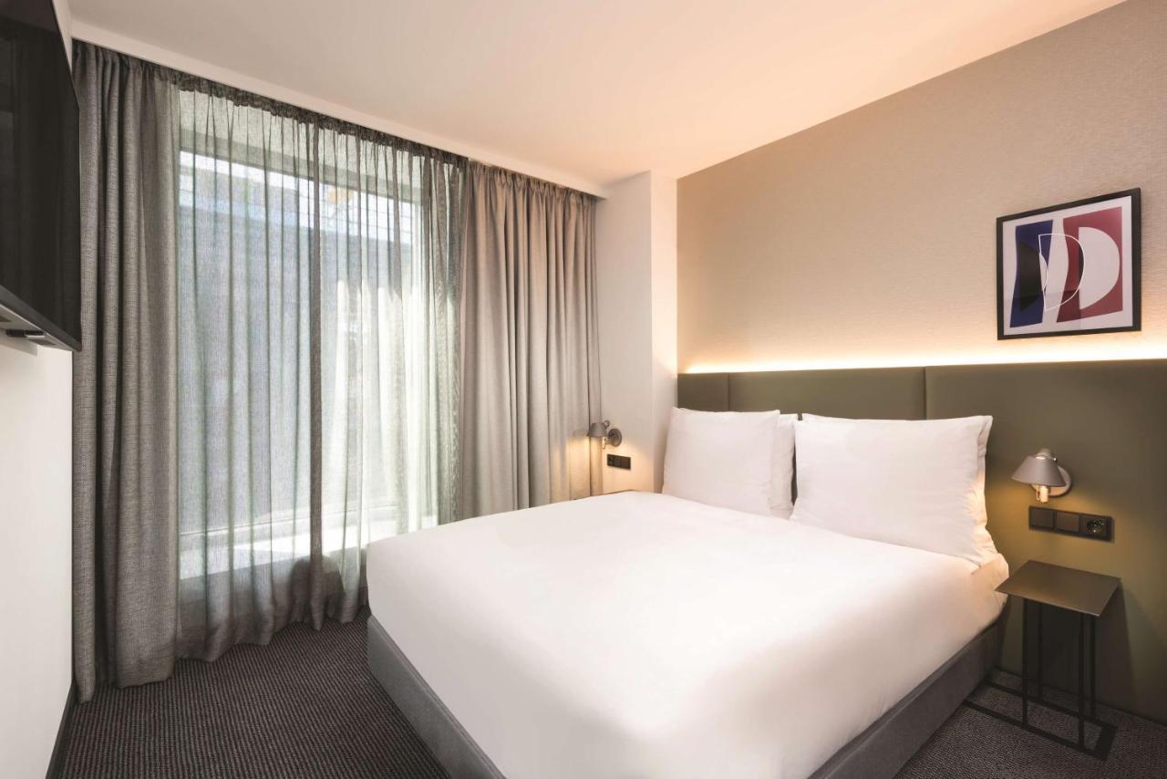 Adina Speicherstadt Aparthotel 4*